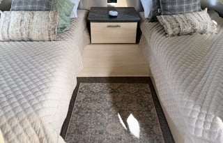 Airstream Glamping in Style/Remote OfficeStarlink