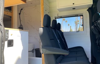 Luxury Family Van for 5! 2021 Springter 4*4 170WB