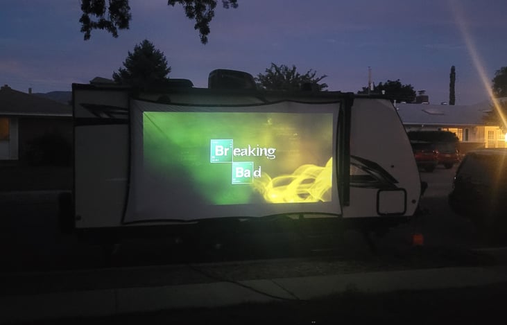 120 inch projector screen