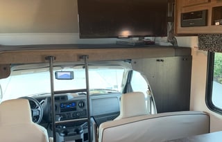 2021 Forest River RV Sunseeker 3270S Ford