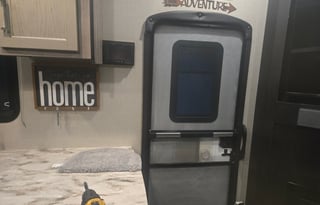 STEVE AND PEGGYS RV RENTAL AND HOSTING.