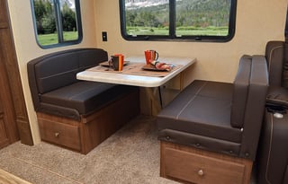 2021 Northwood Arctic Fox Grande Ronde 27-5L