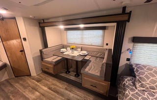 2024 FOREST RIVER RV CHEROKEE WOLF PUP BLACK