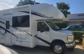 Thor Motor Coach Chateau 28Z