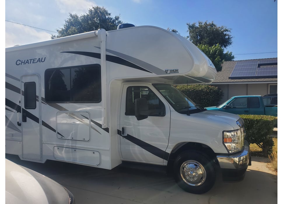 Class C Motor Home rentals in Camarillo