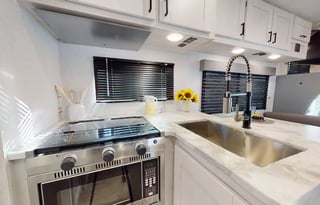 2025 Breezy Cruiser. XL Panoramic Windows Sleeps 8