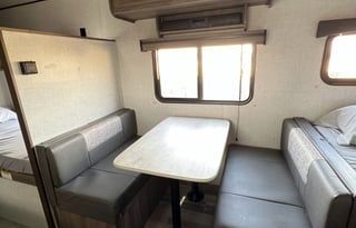 2021 CrossRoads RV Zinger Lite ZR18BH