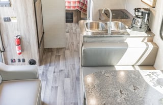 Jackie-2020 Jayco Redhawk SE 27N