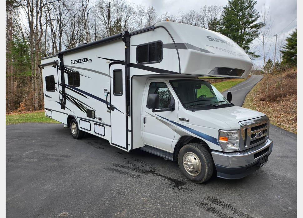 Class C Motor Home rentals in Hawley