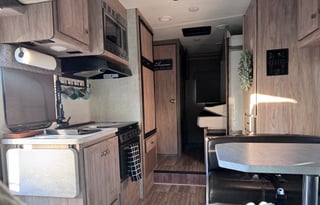 2018 Forest River RV Sunseeker LE 2250SLE Chevy