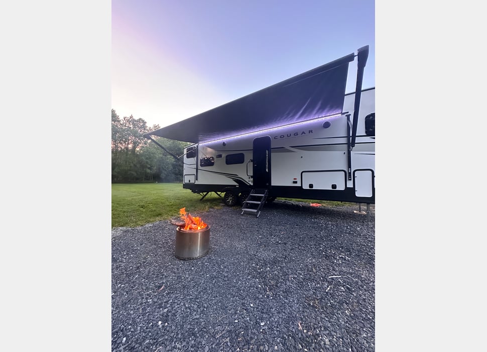 Fifth Wheel rentals in Southington