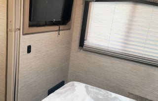 2022 magnitude unlimited miles