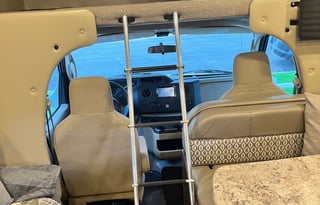 2018 Thor Freedom Elite Bunkhouse 30FE