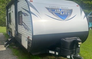 2018  AForest River RV Salem Cruise Lite 261BHXL