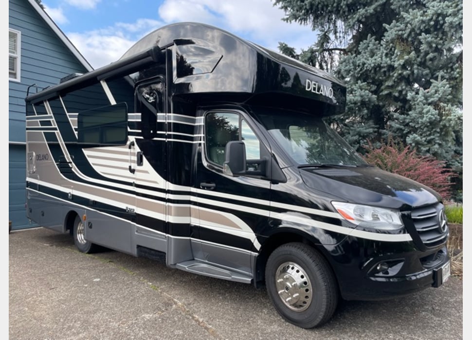 Class C Motor Home rentals in Tualatin