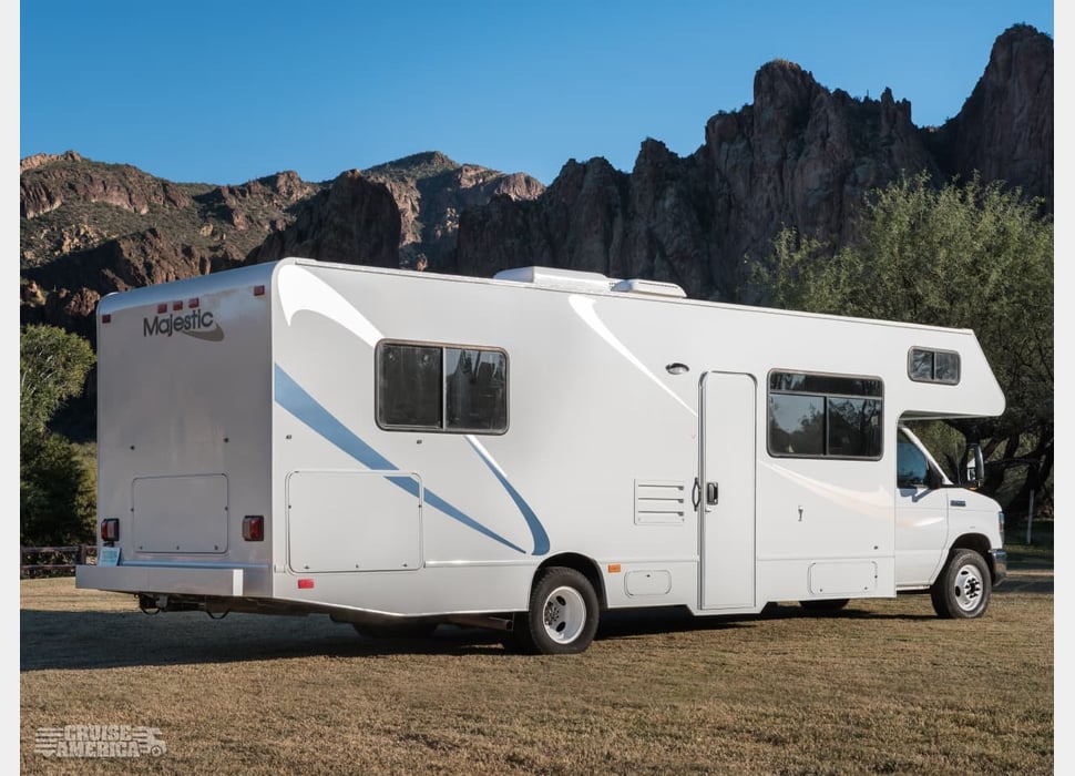 Class C Motor Home rentals in Las Vegas