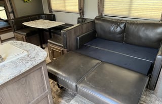 Family & Dog Friendly! 2018 Keystone RV Passport