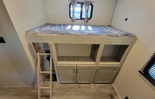 Catalina Legacy 343BHTS