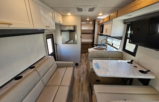 2026 Thor Motor Coach Four Winds 28Z