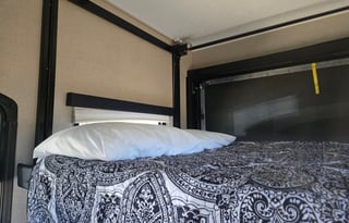 STEVE AND PEGGYS RV RENTAL AND HOSTING.