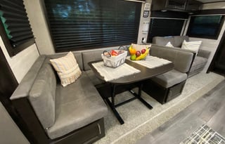 2021 Jayco Jay Flight 28BHBE "Infinity"