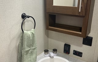 2018 Prime Time RV Tracer Breeze 26DBS