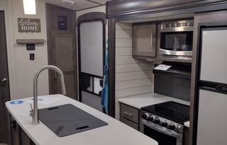 2020 CrossRoads RV Sunset Trail SS331BH