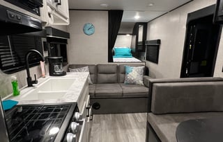 2022 Jayco Jay Feather SLX 26BHSW