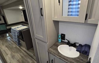 Brand New Clipper, Spacious and Clean
