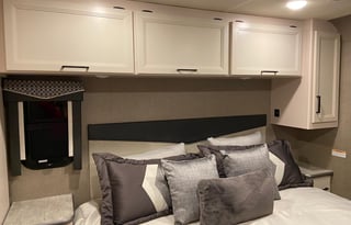 Fully stocked/ Brand new!!!