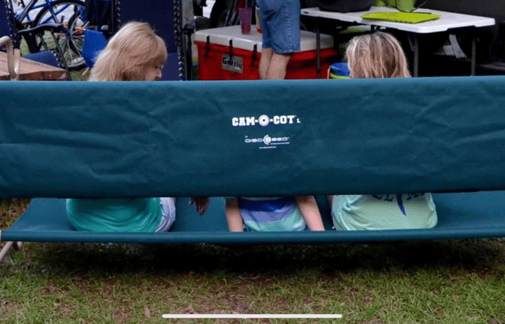 Bunkbed turns into a couch for daytime use