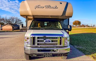Thor Motor Coach Four Winds 31W