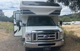 2020 Entegra Odyssey 2 slides- Pet Friendly