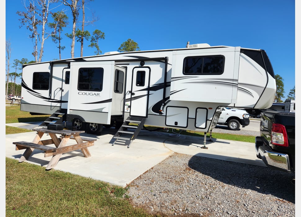 Fifth Wheel rentals in Hueytown