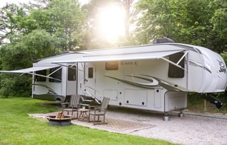 Come Glamp On Our Horse Farm!