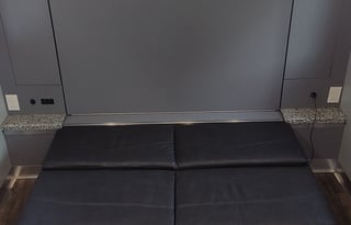 Spacious camper with the amenities of home