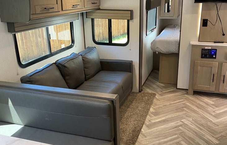 couch coverts to full bed