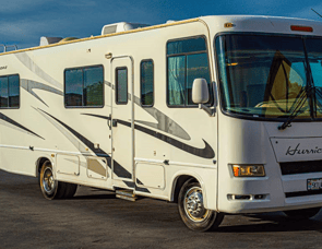 Four Winds RV Hurricane 30Q