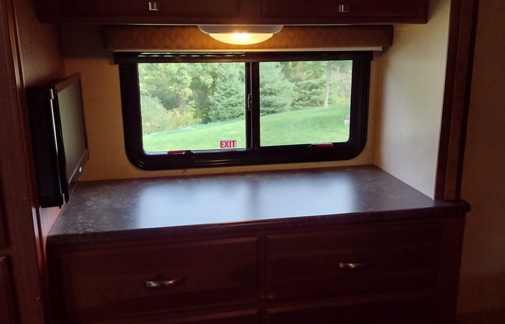 Bedroom dresser & TV