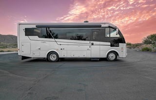 2026 Euro -The Ultimate Couples Touring Coach