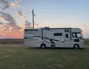 Thor Motor Coach ACE 30.2