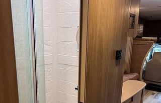 2016 Coachmen RV Freelander 32BH Ford 450