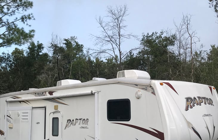 2010 Keystone Raptor | RVshare