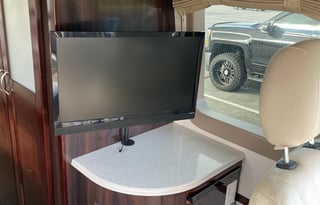 2014 Pleasure-Way Plateau FL