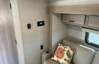 2023 Rockwood Geo Pro G19FBS Sleeps 4 Queen Bed!