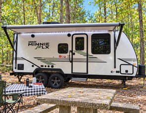 Winnebago Industries Towables Micro Minnie FLX 2108DS