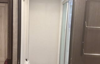 Sunseeker 2500TS seeks Campers. Private rear Queen