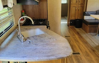 Mojo's 2017 Coachmen Catalina