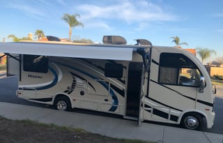 Memory Builder 2017 Thor Motor Coach Vegas 25.2