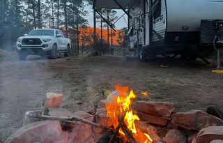 Cozy Bunkhouse w/ Solar & Free Generator
